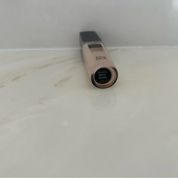 Lancôme Concealer - Picture 3 of 3